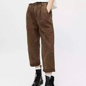 UO Thalia Twill Pleated Pants brown Medium
